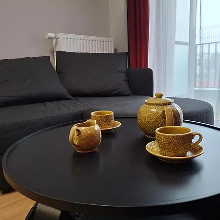 Heron Apartment *